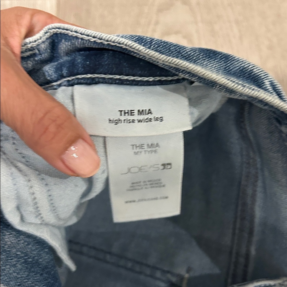 Joe's Jeans Wide Leg Flare Jeans in Medium Blue - Picture 5 of 7